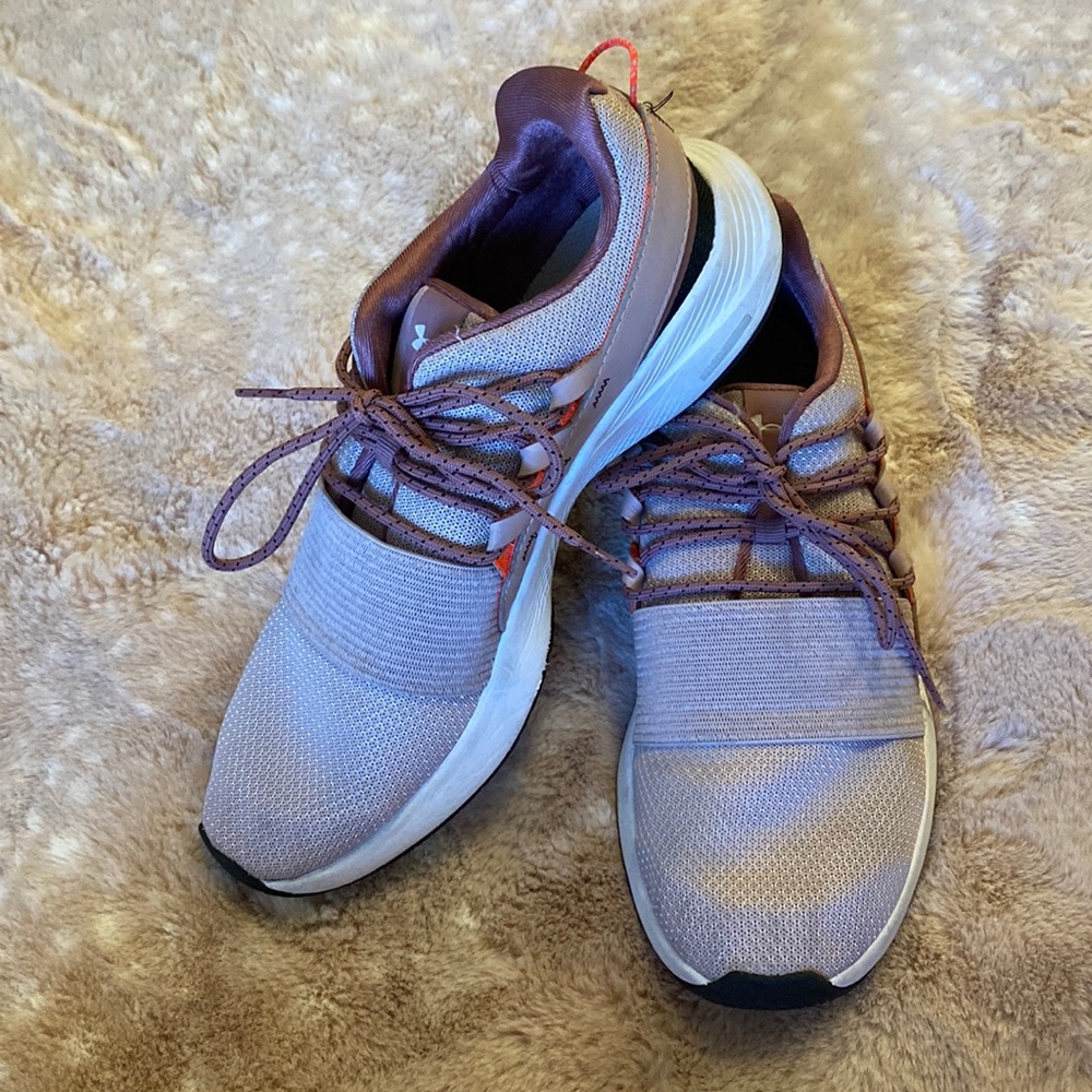 Under armors sneaker